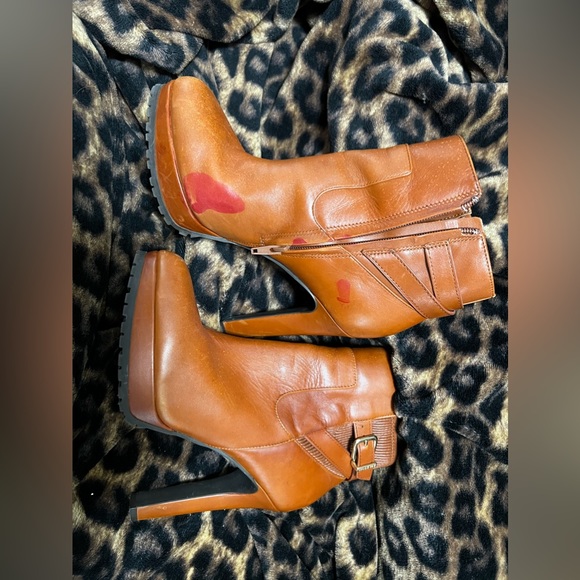 Booties - Picture 5 of 6